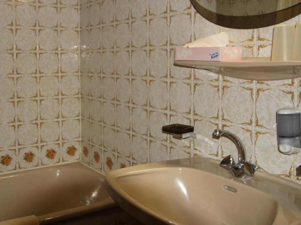 Landhotel Kaserer ブラームベルク・アム・ヴィルトコーゲル 部屋 写真